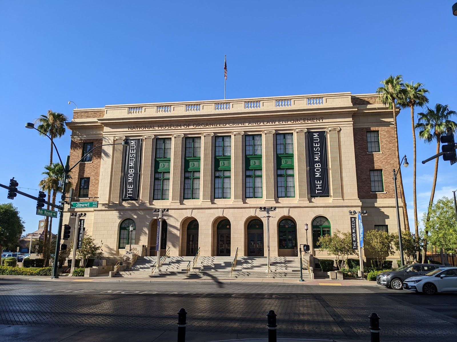 300 Stewart Avenue Las Vegas Nv 89101