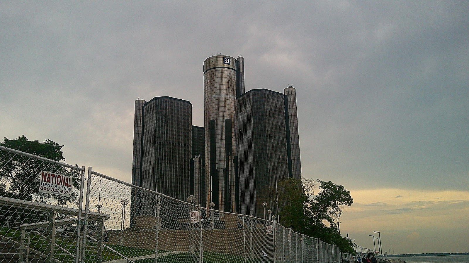 400 Renaissance Center Renaissance Center - 400 Renaissance Center, Detroit, MI 48243, USA ...